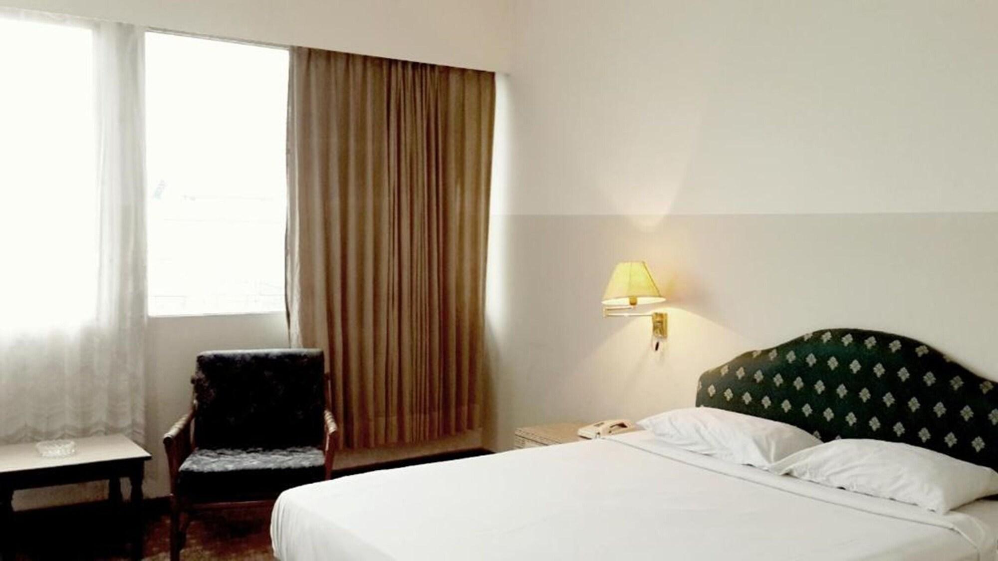 Hotel Banyuwangi Sintera Jakarta Exterior foto