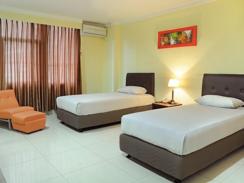 Hotel Banyuwangi Sintera Jakarta Exterior foto